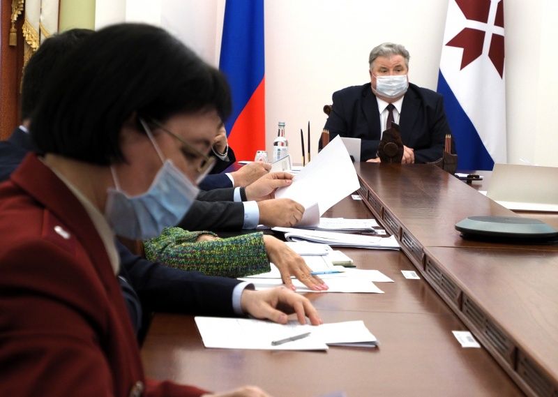 Глава Мордовии Владимир Волков провел совещание по вопросам противодействия распространению коронавирусной инфекции 